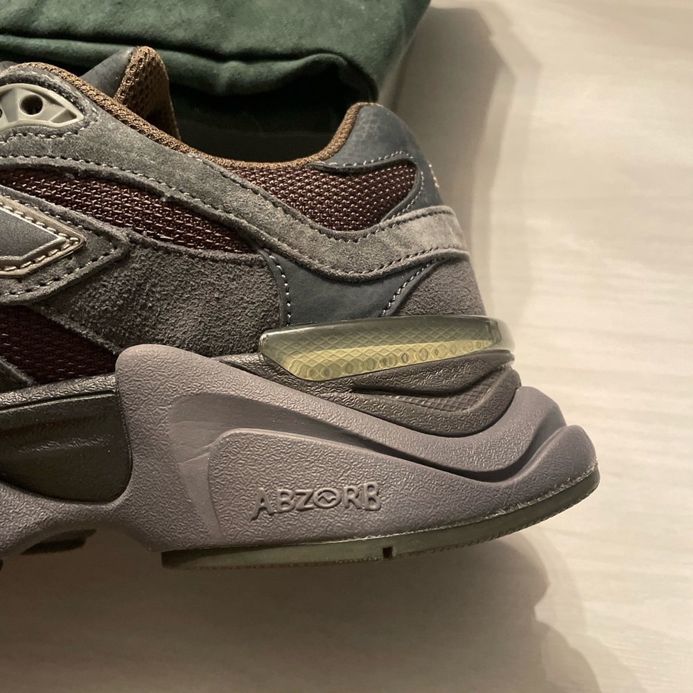 New Balance Men’s 9060 Dark Moss Sneakers - Picture 3 of 16